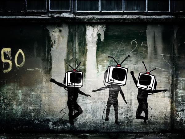 tv heads dancing