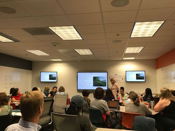 Photo: Julee Bellomo presents at Women Who Code Tampa's 'All About Agile' meetup.