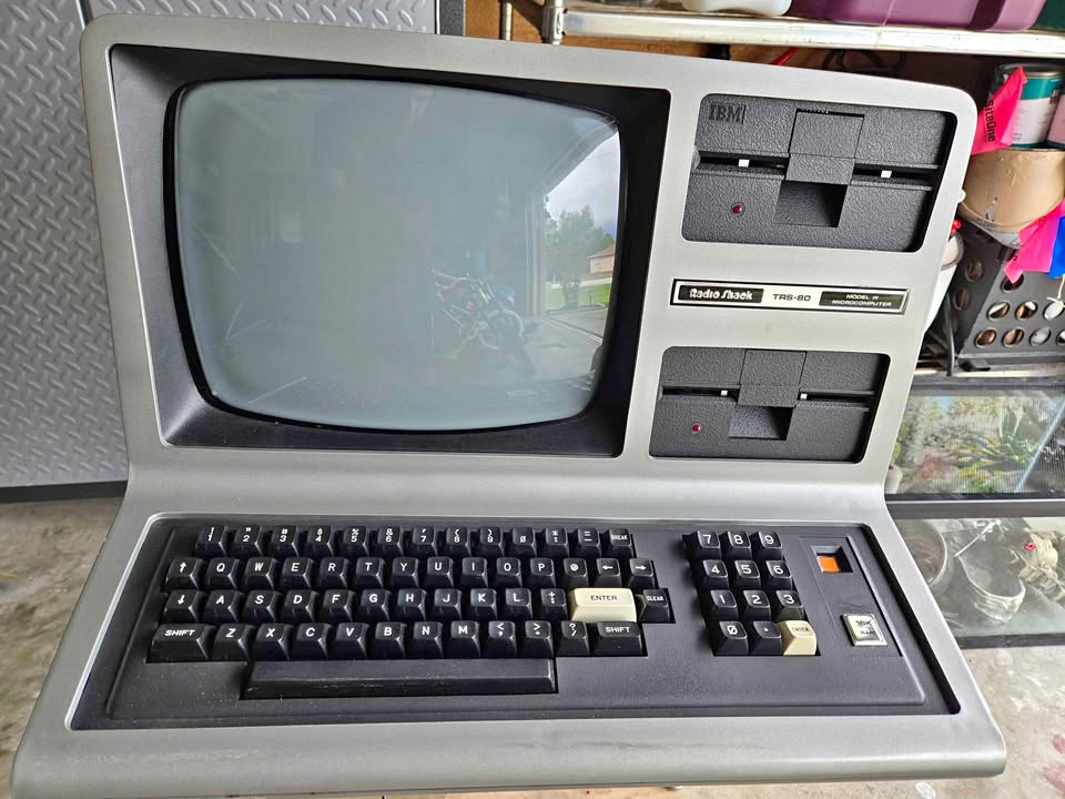 TRS-80 Model III — entire computer